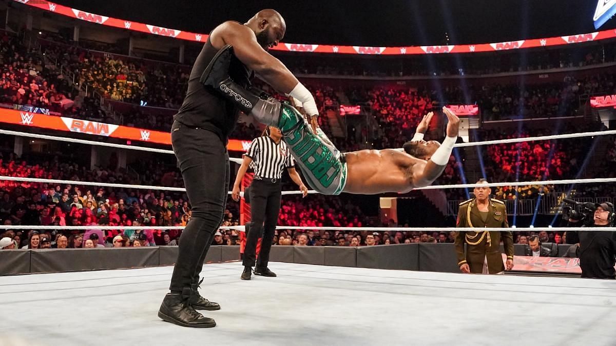 Omos defeated Apollo Crews on RAW last week